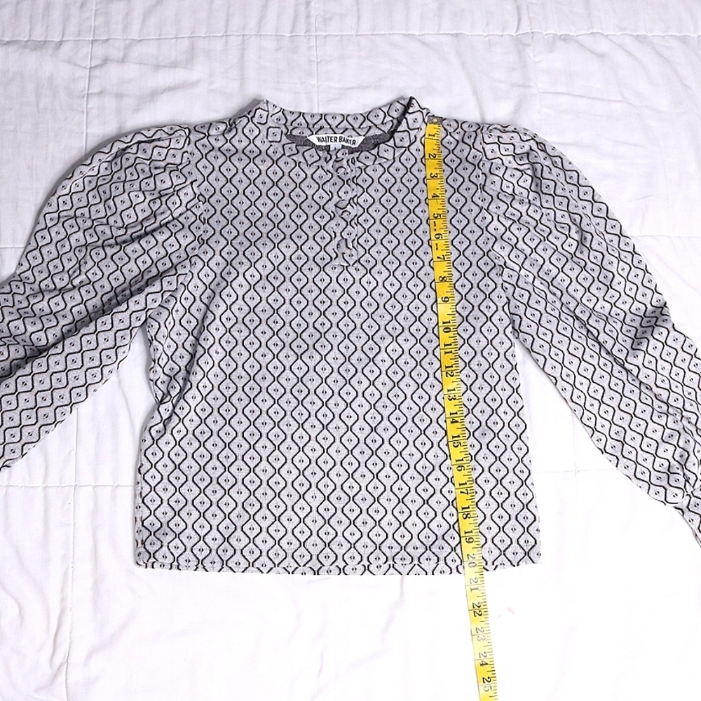 Walter Baker - Roma Top, Hourglass Knit size L, Chic long sleeves top - Picture 4 of 9